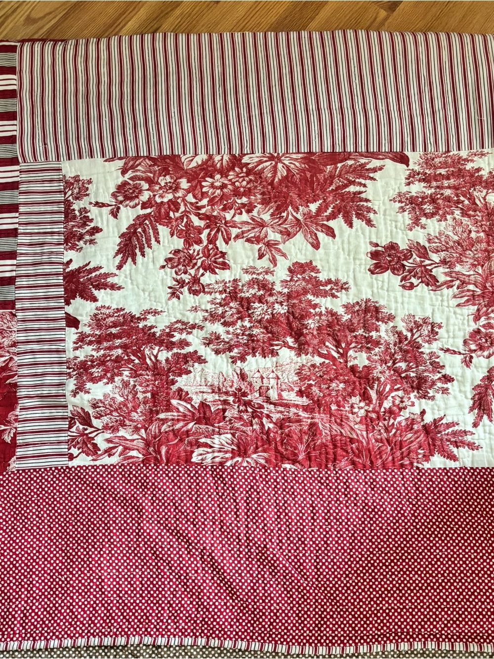 Pottery Barn Red Matine Toile Patchwork King Quilt